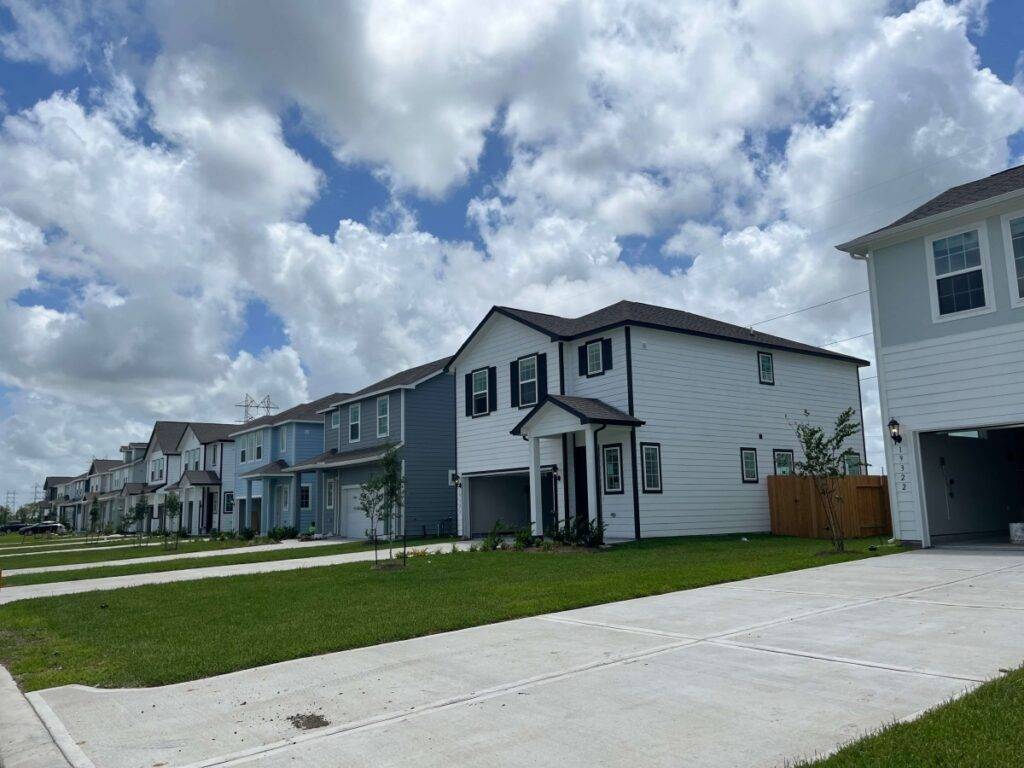 Galveston build to rent community by Wan Bridge