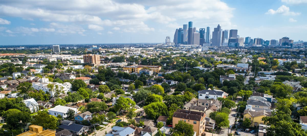 8 Best Suburbs of Houston in 2024 l Wan Bridge