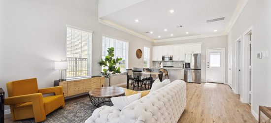 luxury 3-4 bedroom homes for rent